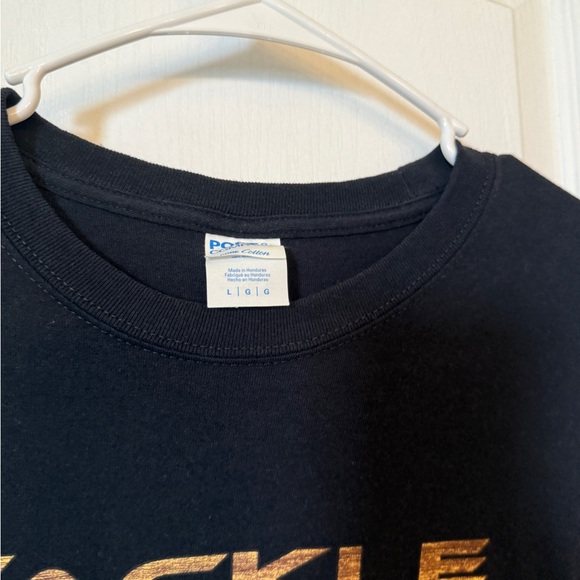 Tackle Warehouse Black T-Shirt - Picture 2 of 2